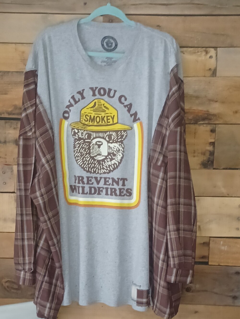 Graphic Long Sleeve Top with Plaid Sleeves - Gray/Brown - Picture 2 of 8